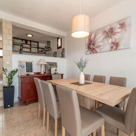 טרוגיר Scenic Sea View,Three Bedroom Villa With Pool מראה חיצוני תמונה