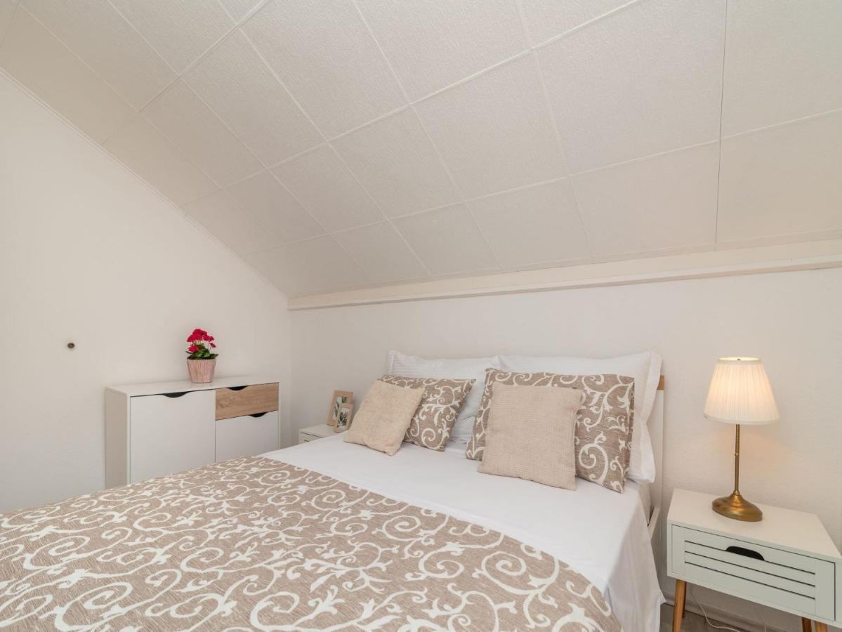 טרוגיר Scenic Sea View,Three Bedroom Villa With Pool מראה חיצוני תמונה